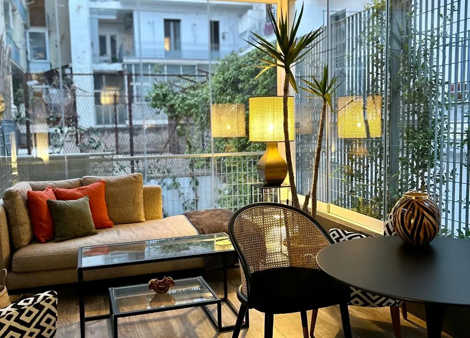 Portrait Luxury Loft Daire Bari